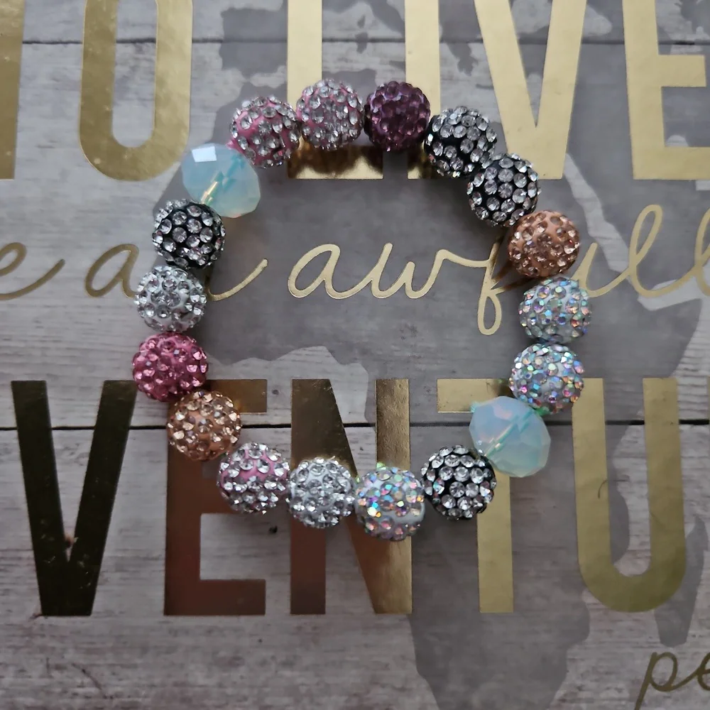 Bracelets - Picture 3 of 4